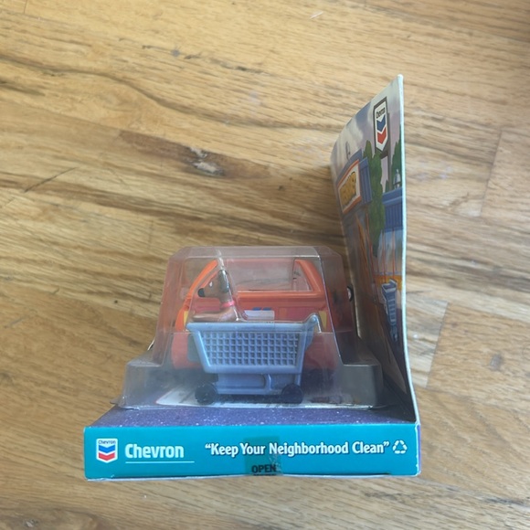 Chevron Cars Holly Hatchback - Picture 2 of 3